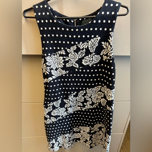 Anthropologie Maeve Black White Fit/Flare sleeveless knee length Dress Small - Picture 3 of 9